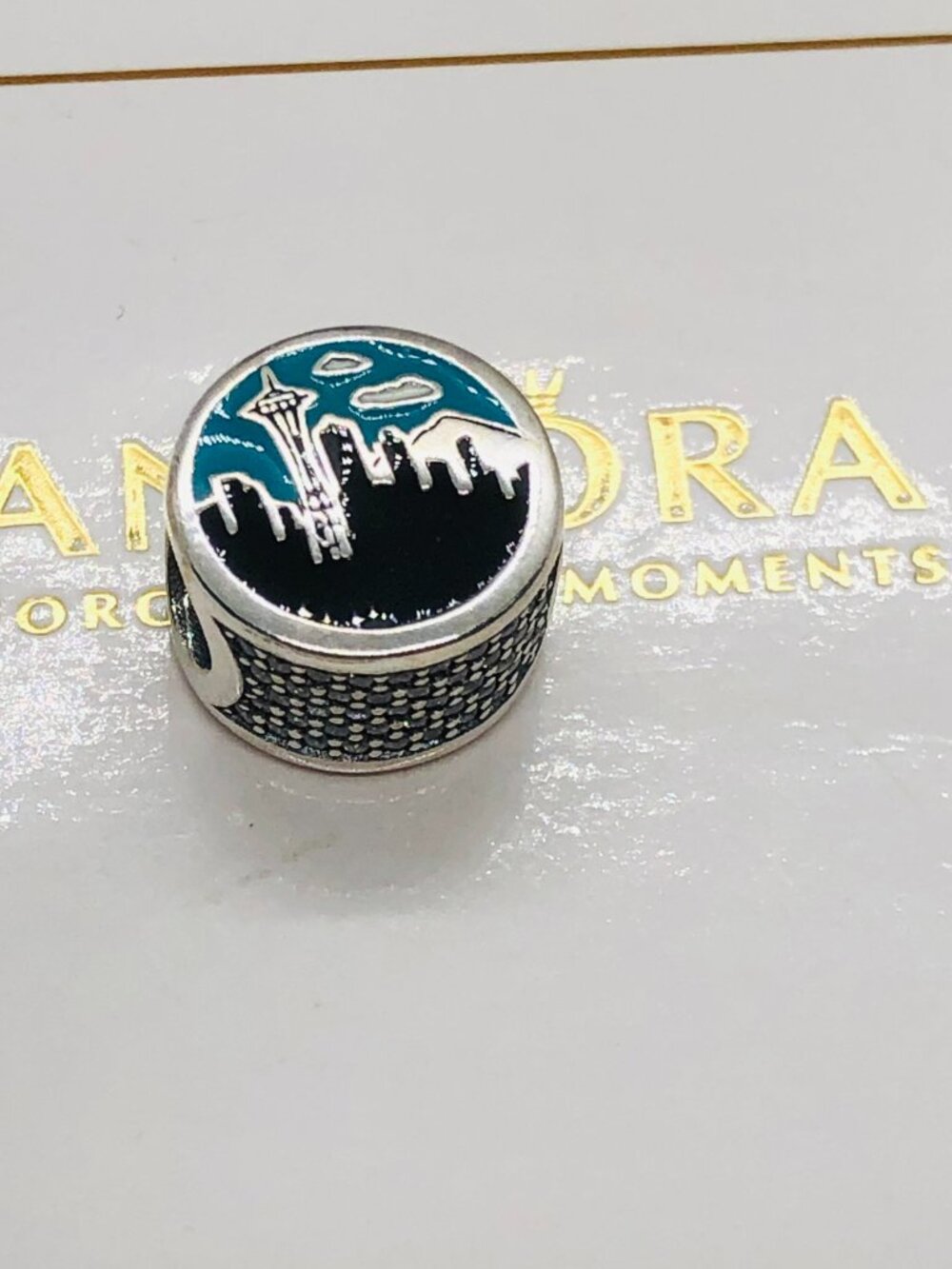 Pandora Seattle Skyline Space Needle Exclusive Travel Charm